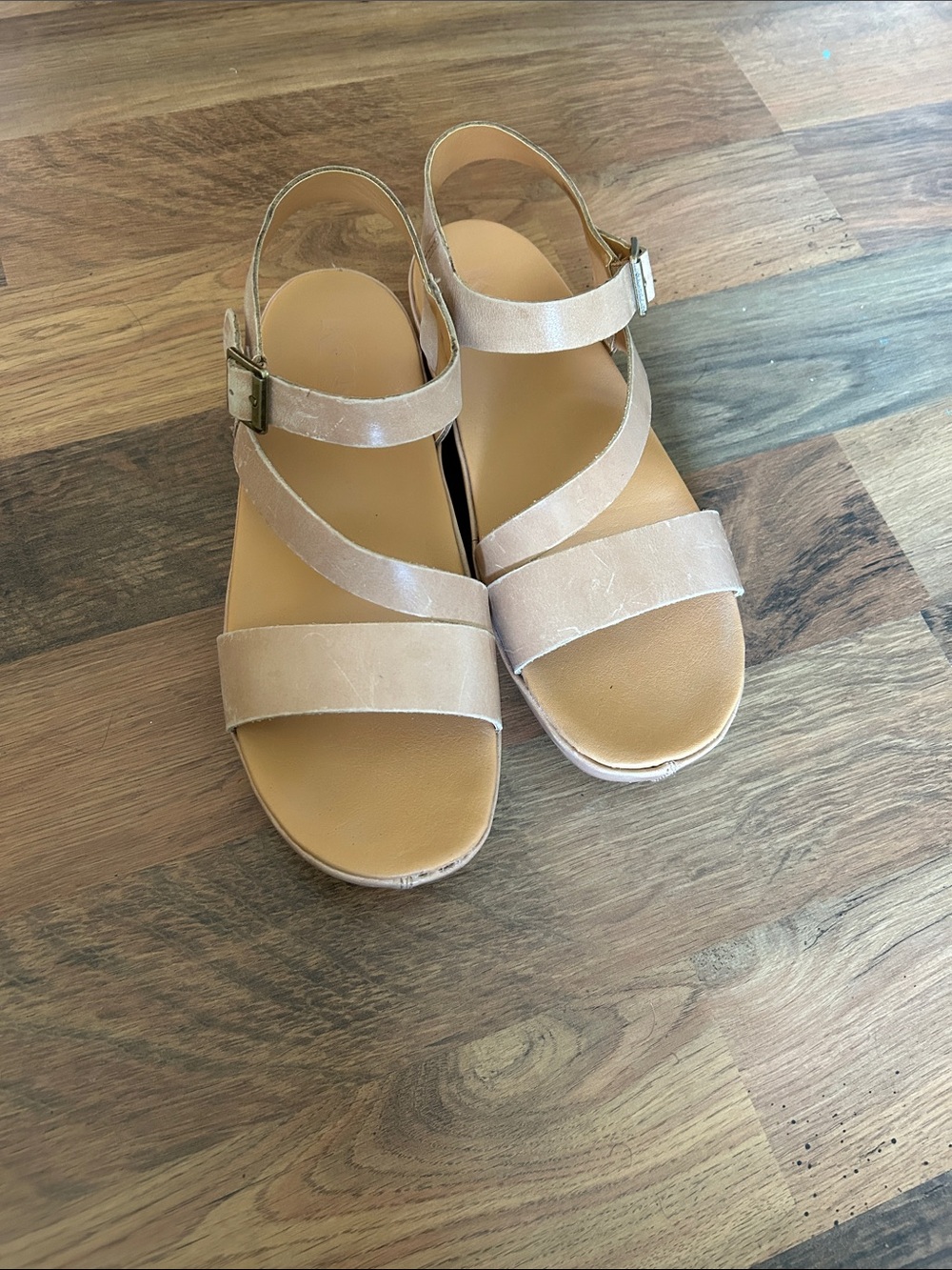 Korks - Leather Sandal - 10